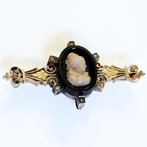 Antique Ladies 10 karat yellow gold vintage shell Cameo