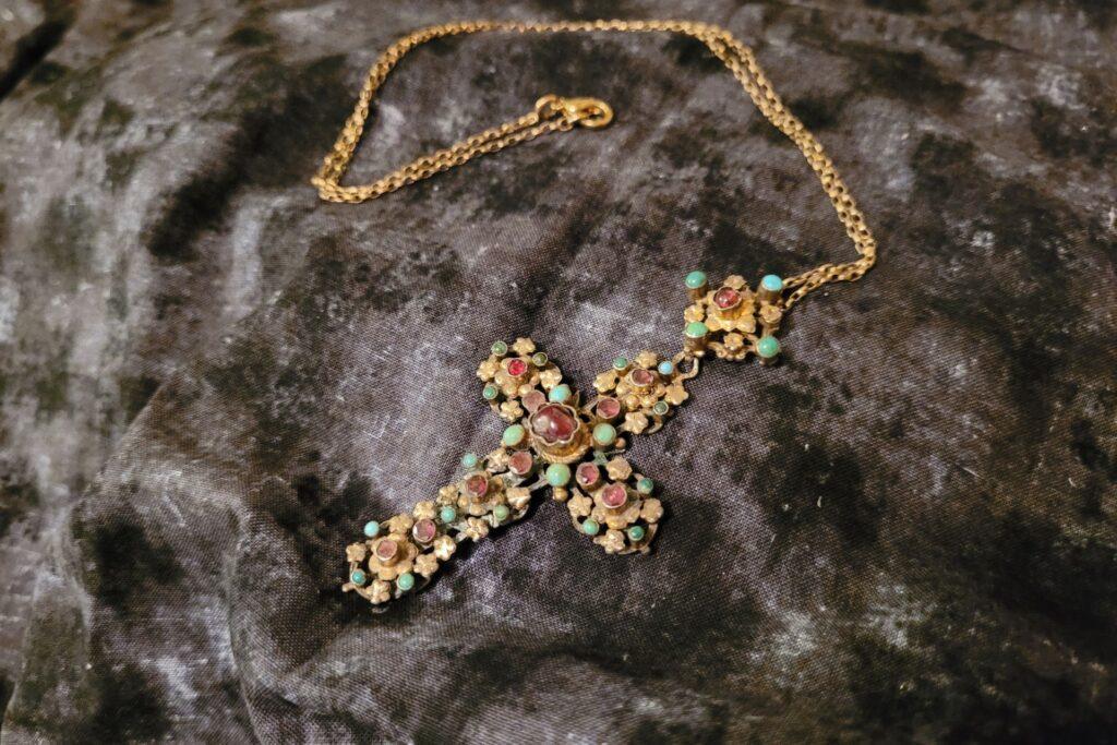 The History of Antique Jewelry Greenville Antiques